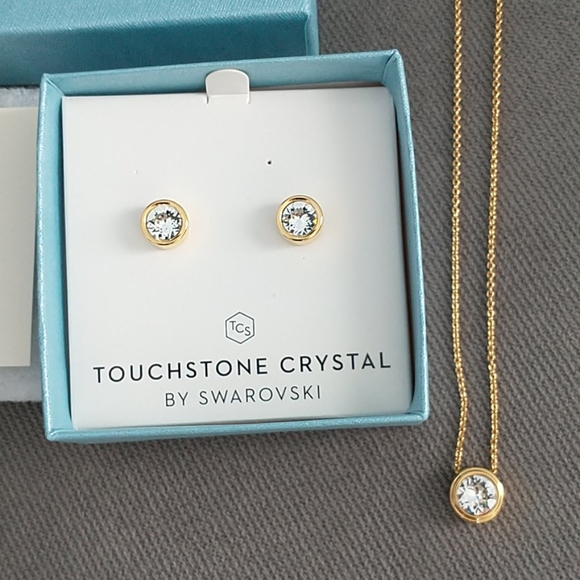 Swarovski necklace and earrings - Picture 2 of 2